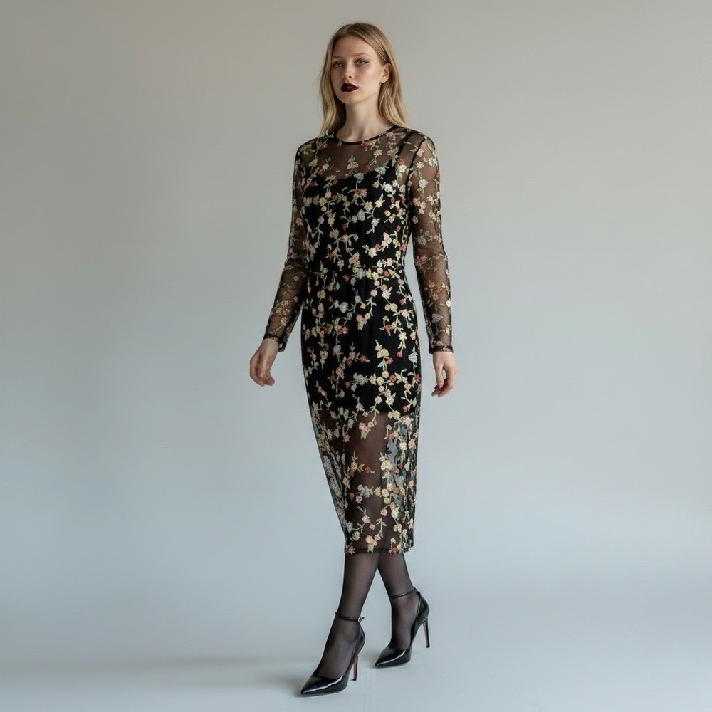 PrettyLittleThing Romantic Gothic‎ Dark Floral Embroidered Mesh Midi Dress 16